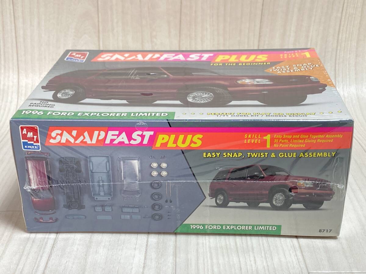 AMT ERTL フォード エクスプローラー リミテッド プラモデル 1/25 Snapfast Plus 1996 Ford Explorer Limited アーテル_画像3