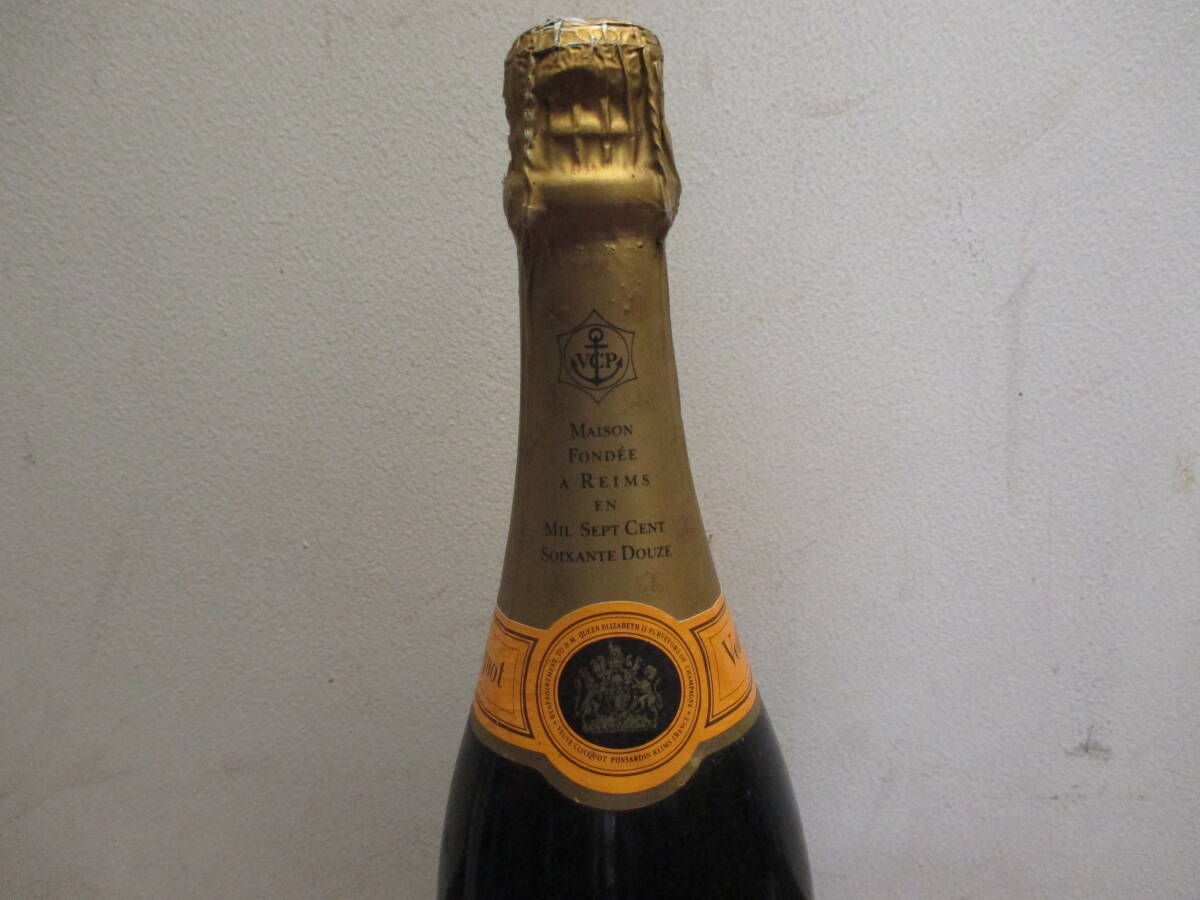 ★#33837 【未開栓】シャンパン ブーブクリコ 750ml 12% Veuve Clicquot Ponsardin CHAMPAGNEの画像3