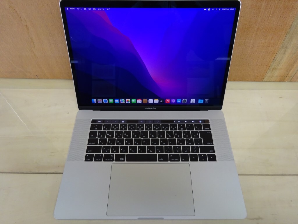 ☆レアスペック Apple MacBookPro 2016 i7-6920HQ 2.9GHz 16GB SSD2TB 15インチ シルバー本体のみ☆の画像1