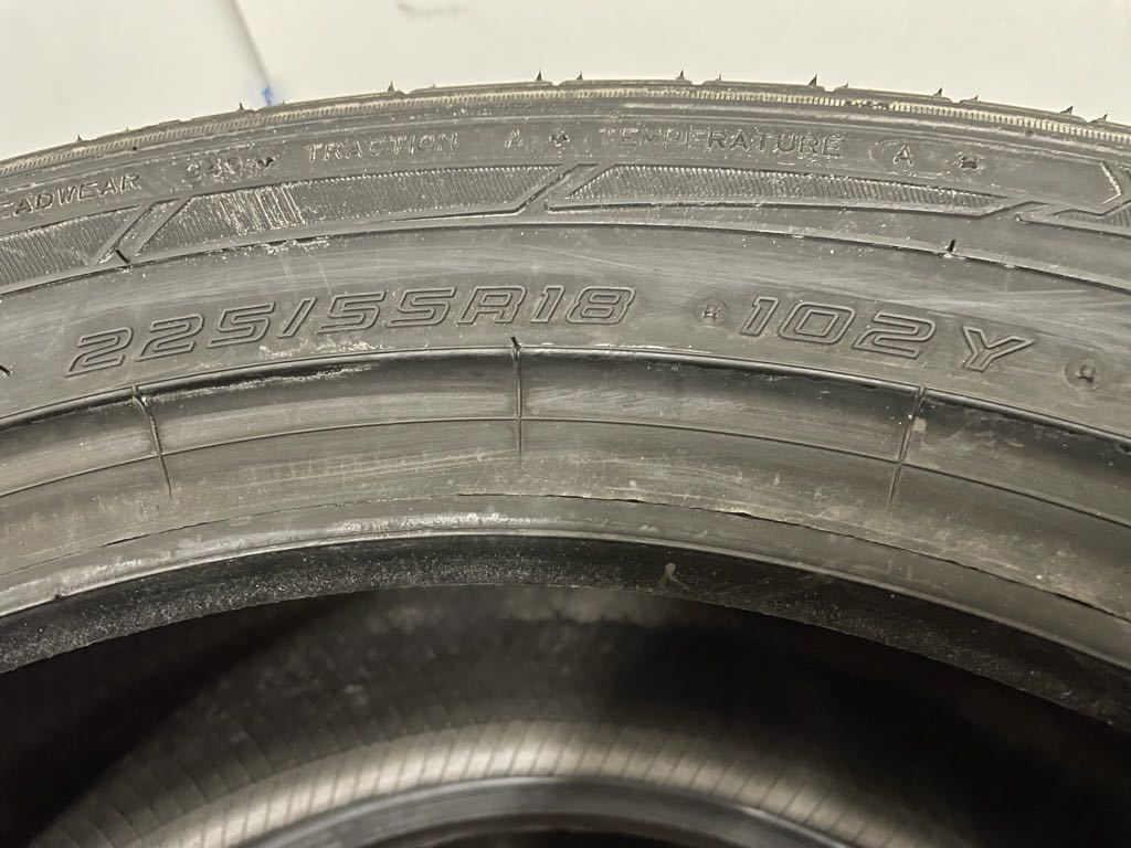 【送料無料】未使用品 225/55R18 102Y(SDL002-10)DUNLOP SP SPORT MAXX 050+ 夏タイヤ  2017年 225/55/18の画像3