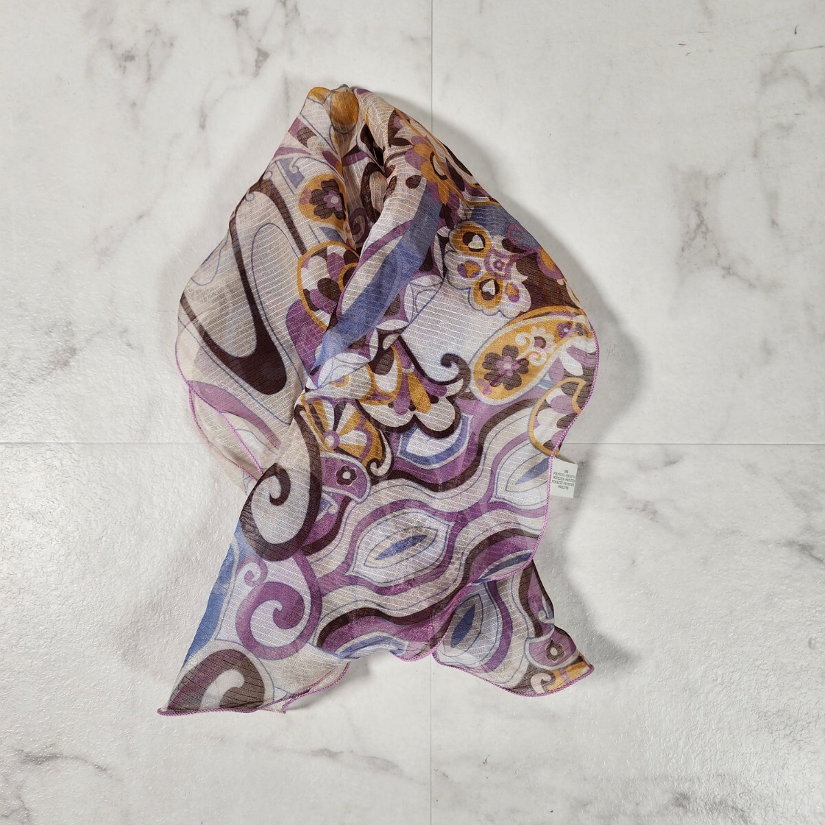 Y5 美品 レディース 長方形スカーフ イタリア製 総柄 シアー シースルー 透け感 _画像5