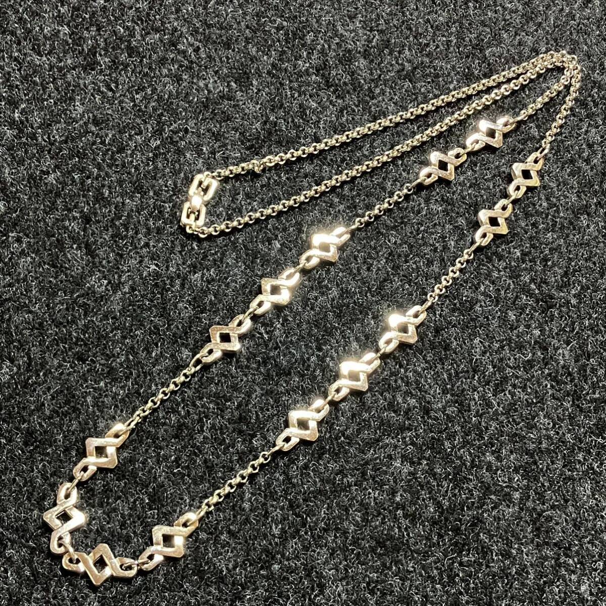 m】GIVENCHY ジバンシー ロングネックレス シルバーカラー m】GIVENCHY ジバンシー ロングネックレス シルバーカラー