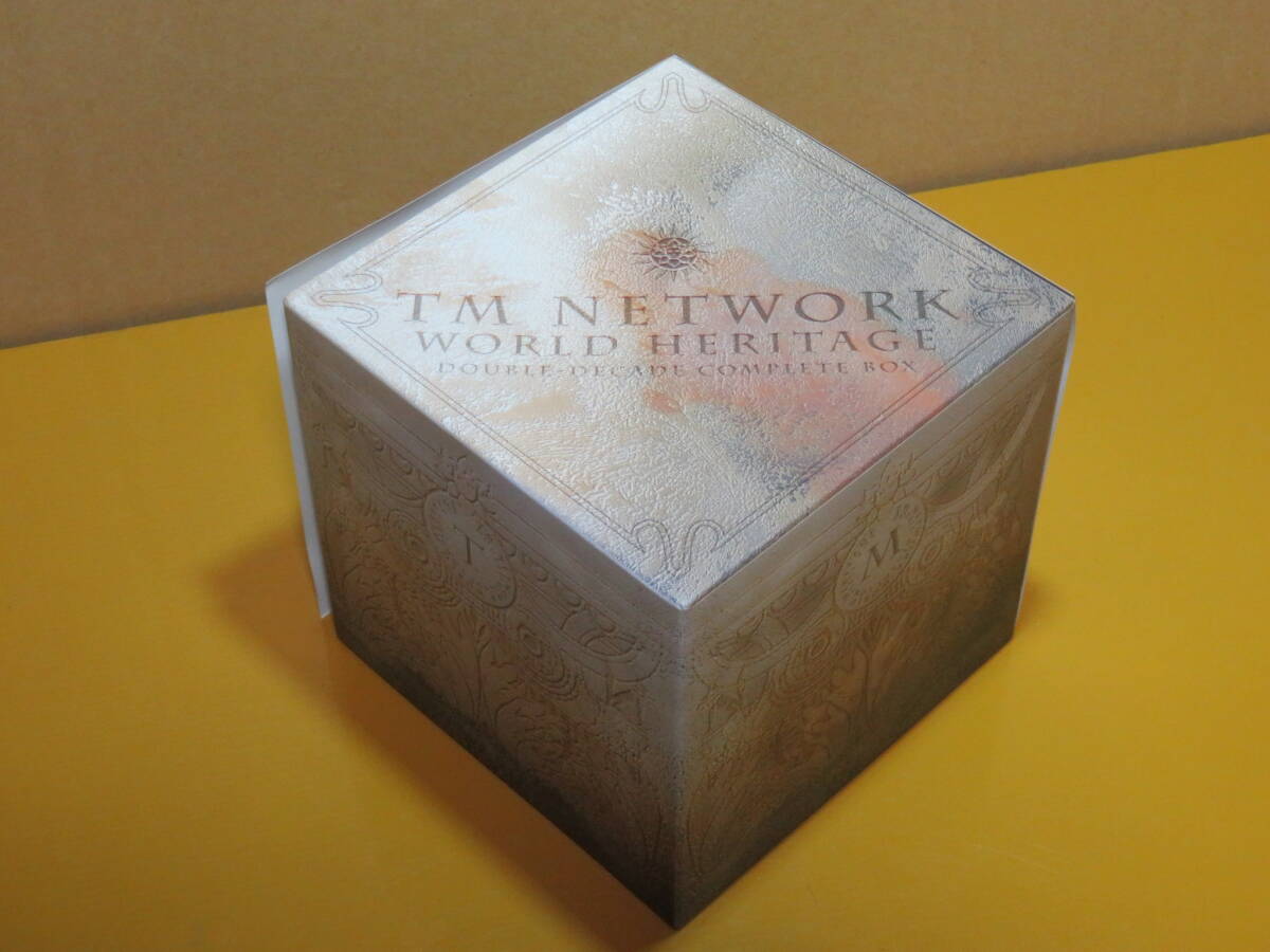 ◎CD・TM NETWORK「20th ANNIVERSARY "WORLD HERITAGE" ～DOUBLE-DECADE COMPLETE BOX」完全生産限定盤・中古の画像2