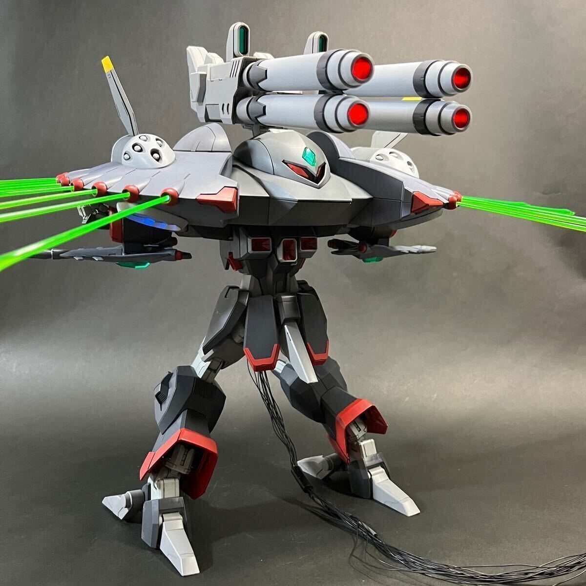 バンダイ HG 1/144 機動戦士ガンダム シードデスティニー GFAS-X1 デストロイガンダム LED電飾 塗装完成品の画像5