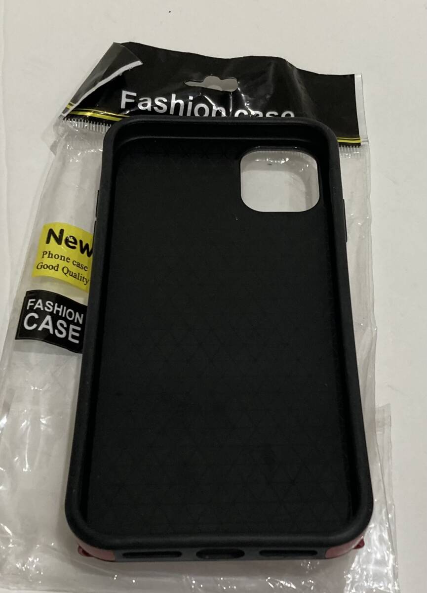 Eastwave iPhone 11 縄掛けカバー 手帳 CASE 長ストラップ 肩がけ 首掛け 斜め掛け チェーン ファスナー型 携帯カバー 5色 レッド