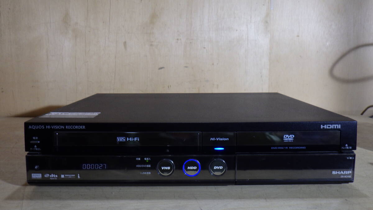 SHARP/シャープ VHS/HDD/DVDレコーダー DV-ACV52_画像1
