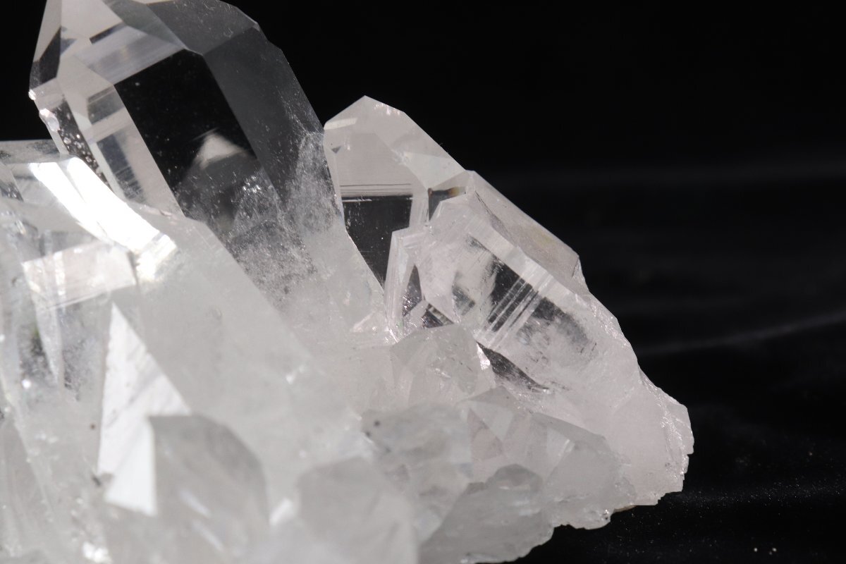 水晶クラスター 原石 クリスタル クォーツ 天然石 重さ305g 4-C108の画像5