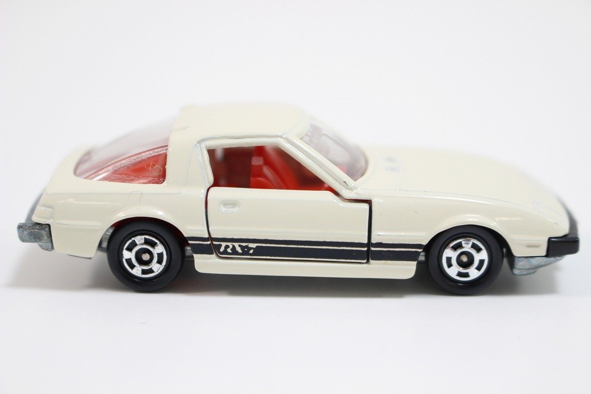 【1円スタート】 美品 TOMICA トミカ マツダ サバンナ RX-7 リミテッド NO.50 ホワイト 黒箱 ミニカー 日本製 4-F060/1/60Pの画像8