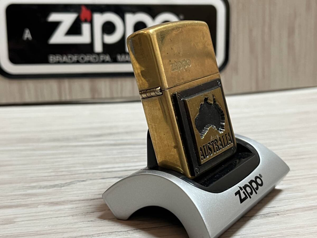 大量出品中!!【希少】未使用 1995年製 Zippo 'AUSTRALIA' 90's 真鍮製 SPLID BRASS オーストラリア大陸 ジッポー 喫煙具 ライターの画像3