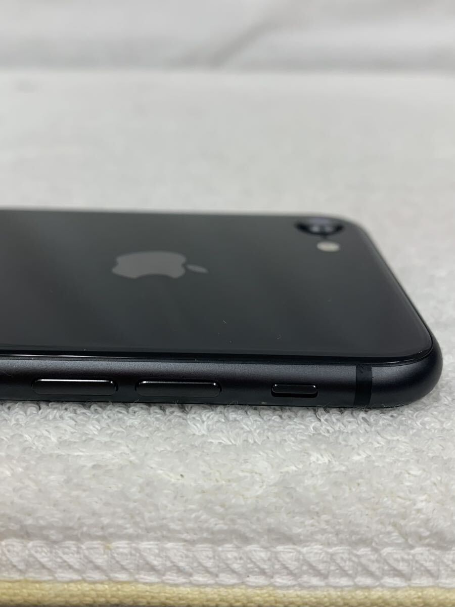 ソフトバンクApple iPhone 8 MQ782J/A 64GB SIMロックありの画像9