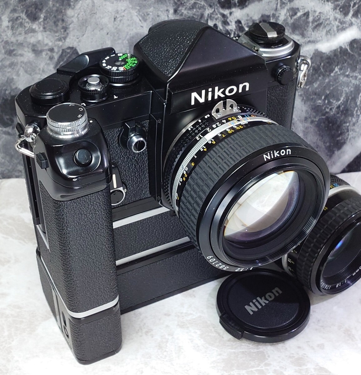 【終活】 Nikon F2 アイレベルF 黒 美品＋Ai-s NIKKOR 50mm f1.2 シンデレラ＋Ai 50mm f1.8＋モータードライブMD−2＋MB-1 各動作良好 連写の画像2