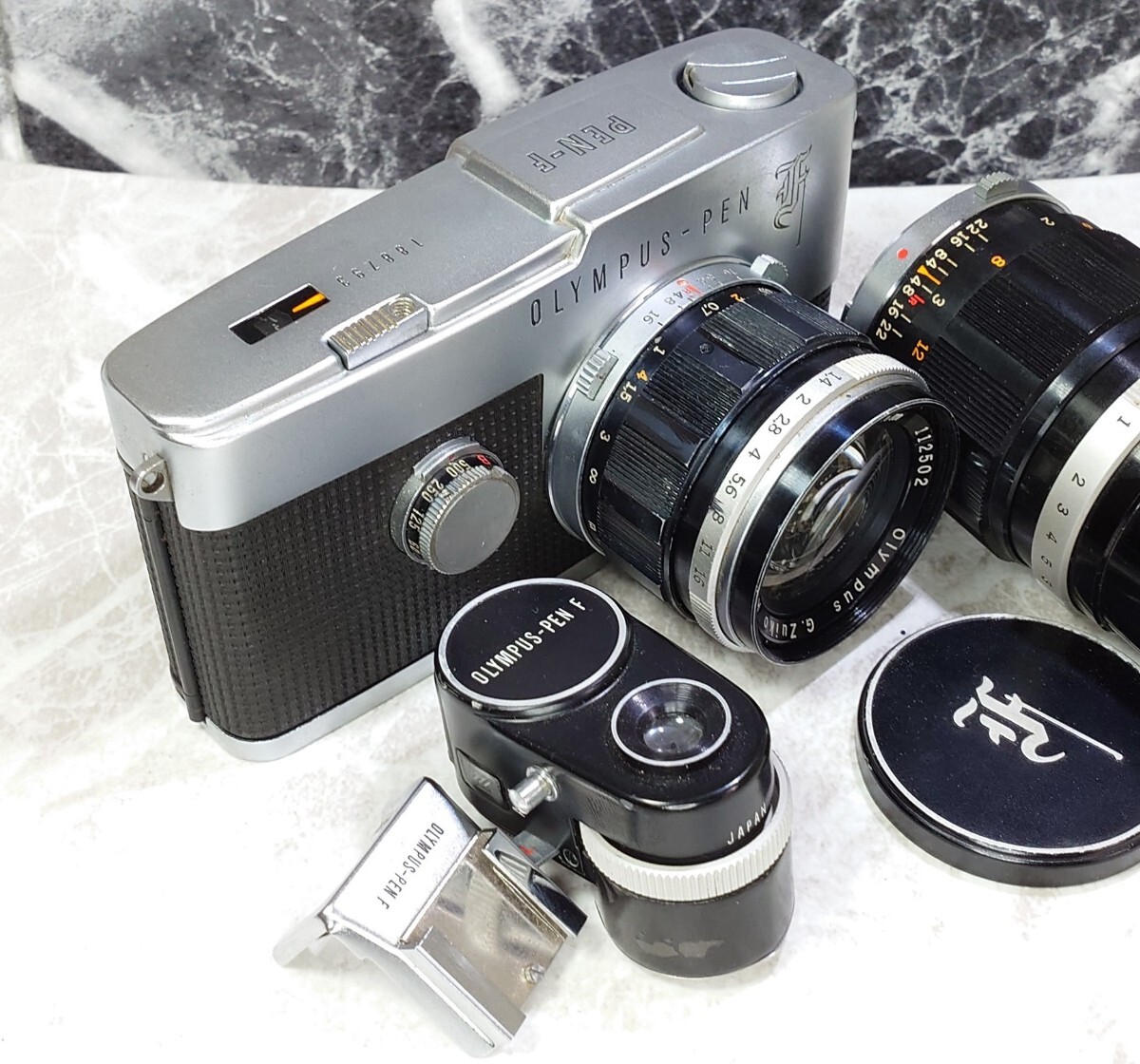 【終活整理】 OLYMPUS PEN-F 花形ロゴモデル＋Zuiko 40mm f1.4＋100mm f3.5 単焦点2本セット＋純正露出計 各動作良好 露出計OK 腐食無し_画像3