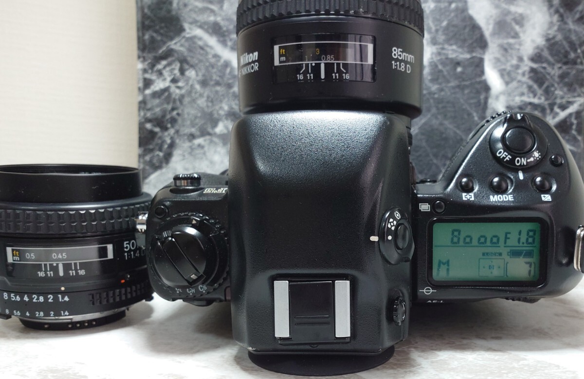 【終活】 Nikon F5 美品＋AF NIKKOR 85mm f1.8D シンデレラポートレート＋50mm f1.4D＋24-120mm レンズ3本セット 各動作良好 光学 連写OKの画像4