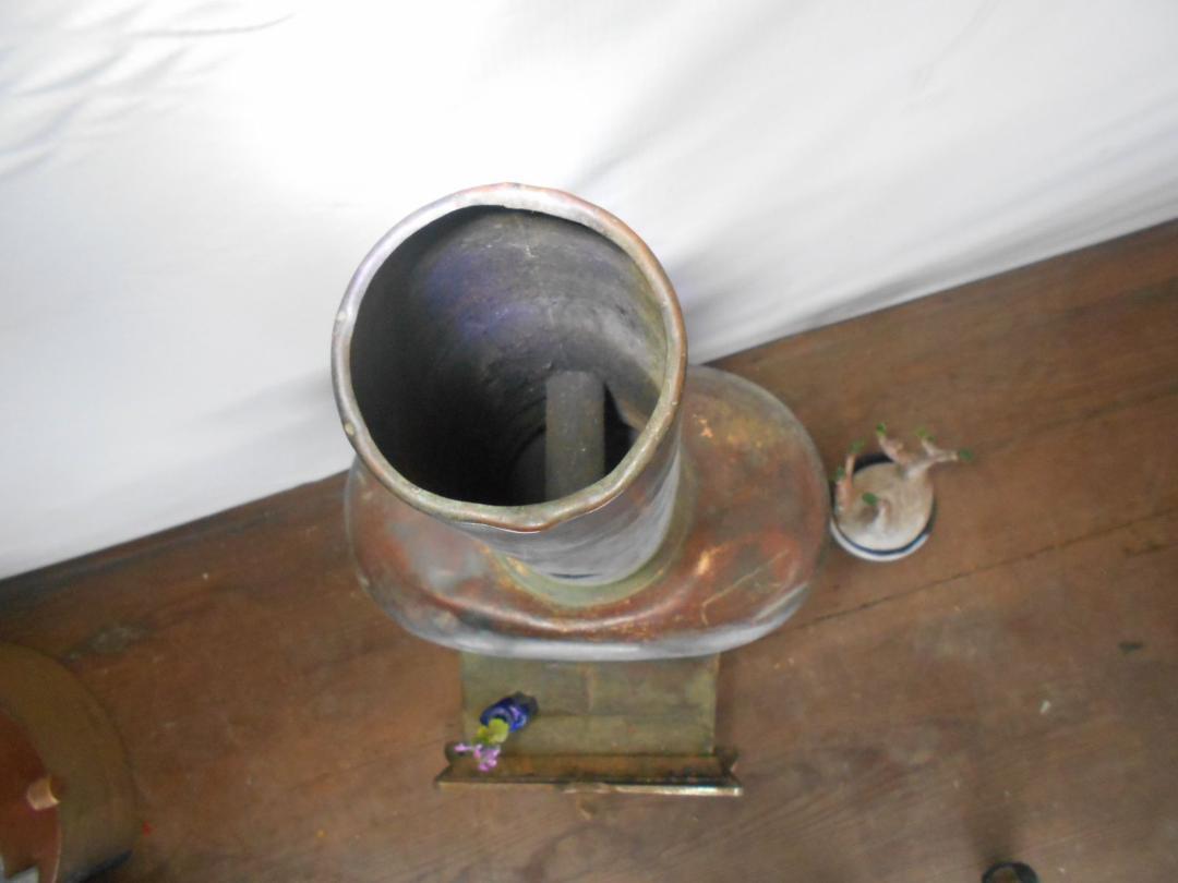 # copper made bath boiler iron . bath /. right .. bath /. heaven bath / wood stove 