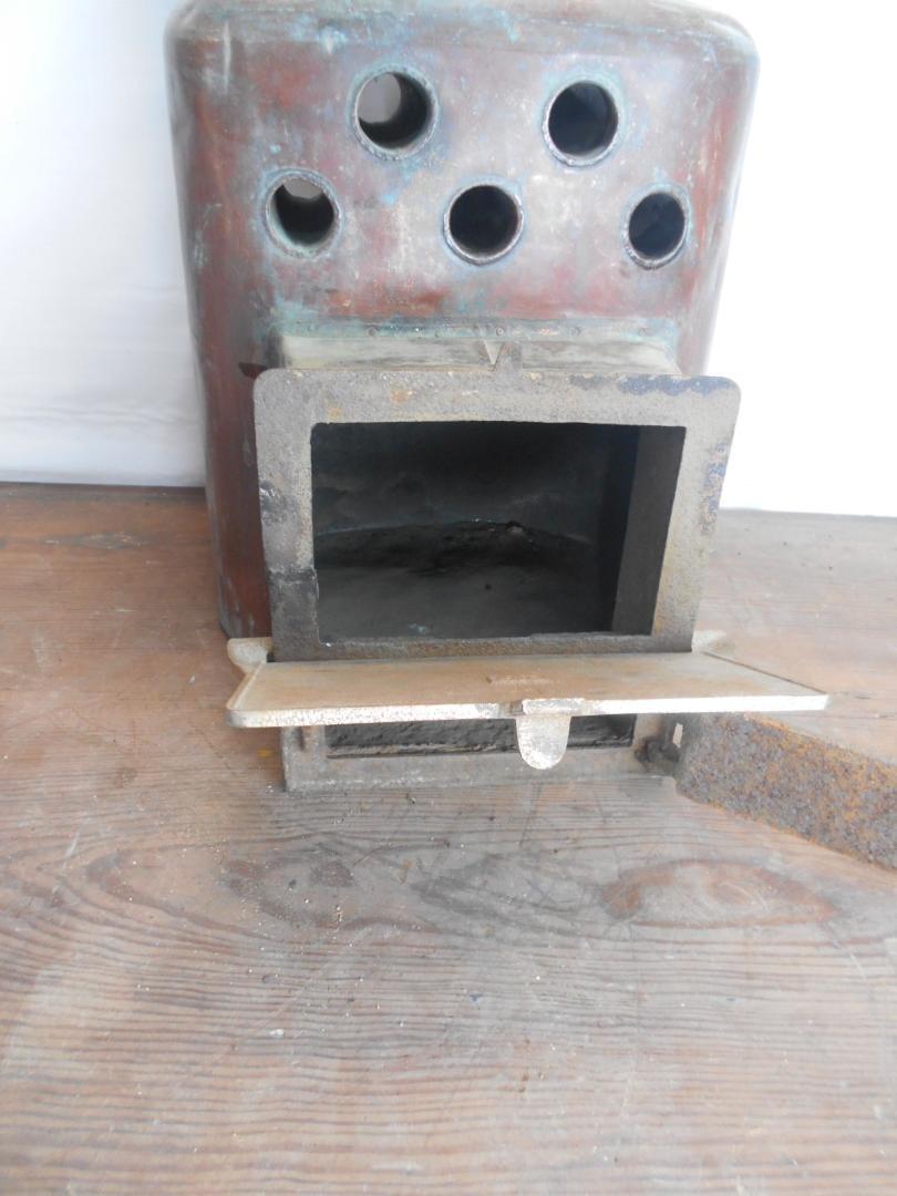 # copper made bath boiler iron . bath /. right .. bath /. heaven bath / wood stove 