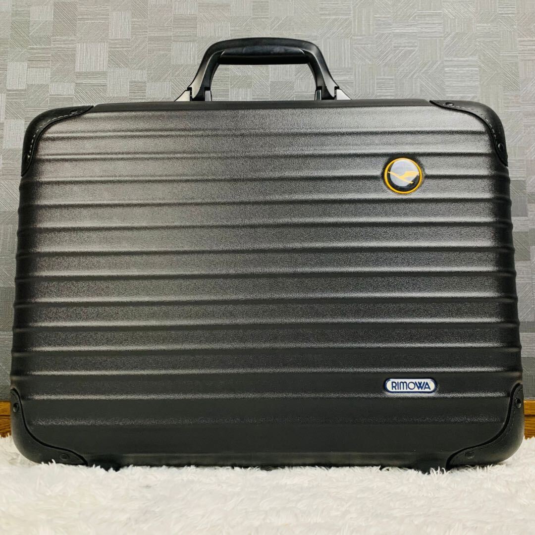  records out of production [ ultimate beautiful goods ] blue Logo RIMOWA Rimowa Lufthansarufto handle The Black Classic black Classic Attacheatashe attache case 22L