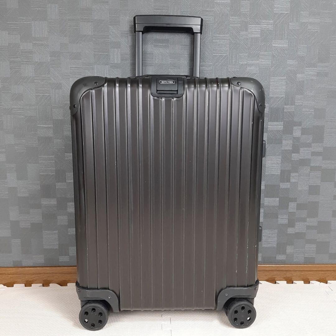 【美品】RIMOWA リモワ TOPAS トパーズ STEALTH ステルス 45L 4輪 TSAロック ブラック 黒 オリジナル キャビンプラス アルミ スーツケース_画像2