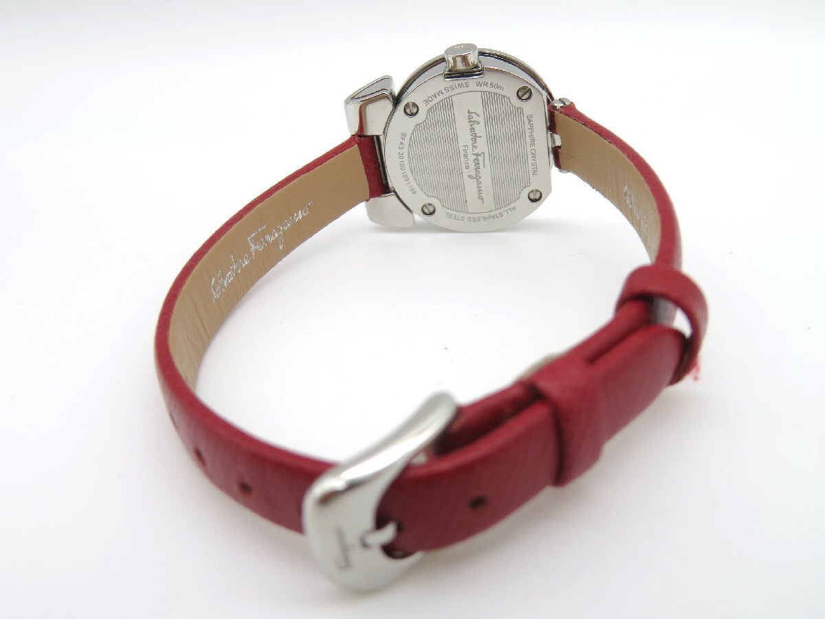 1 иен * работа * Ferragamo серебряный кварц женские наручные часы M38811