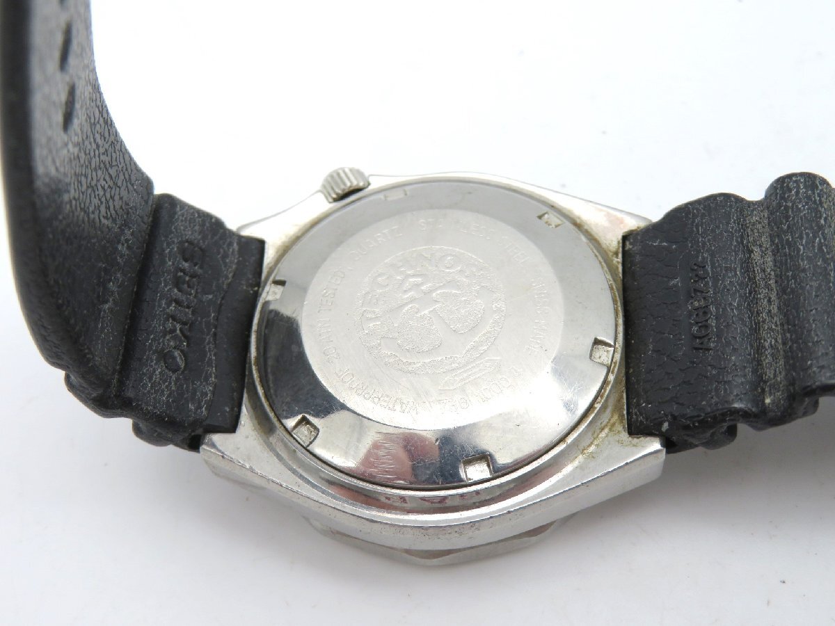 1円◆稼働◆ テクノス スカイダイバー ゴールド クオーツ メンズ 腕時計 M18806の画像6