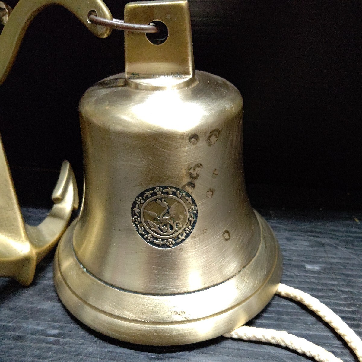 真鍮 船鐘(高14cm 幅14.5cm 重さ1.11kg)　号鐘　マリンベル　錨付き アンティーク