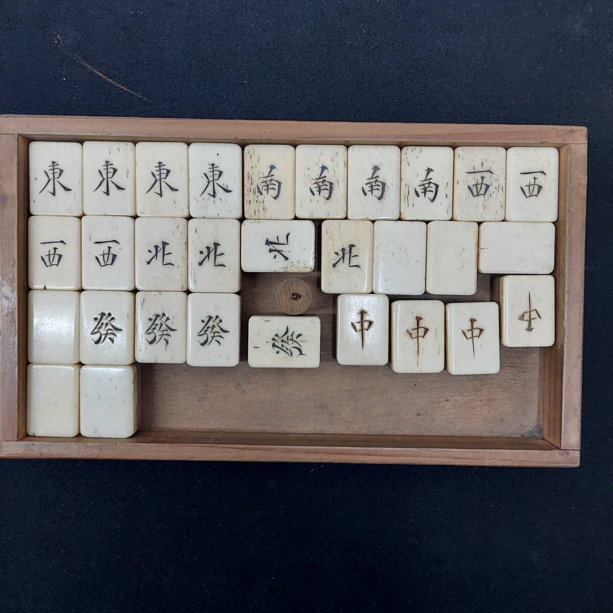 【6192】中国古玩 背竹 麻雀牌 時代物 マージャンパイ 中国美術 麻雀 (象牙調)の画像5