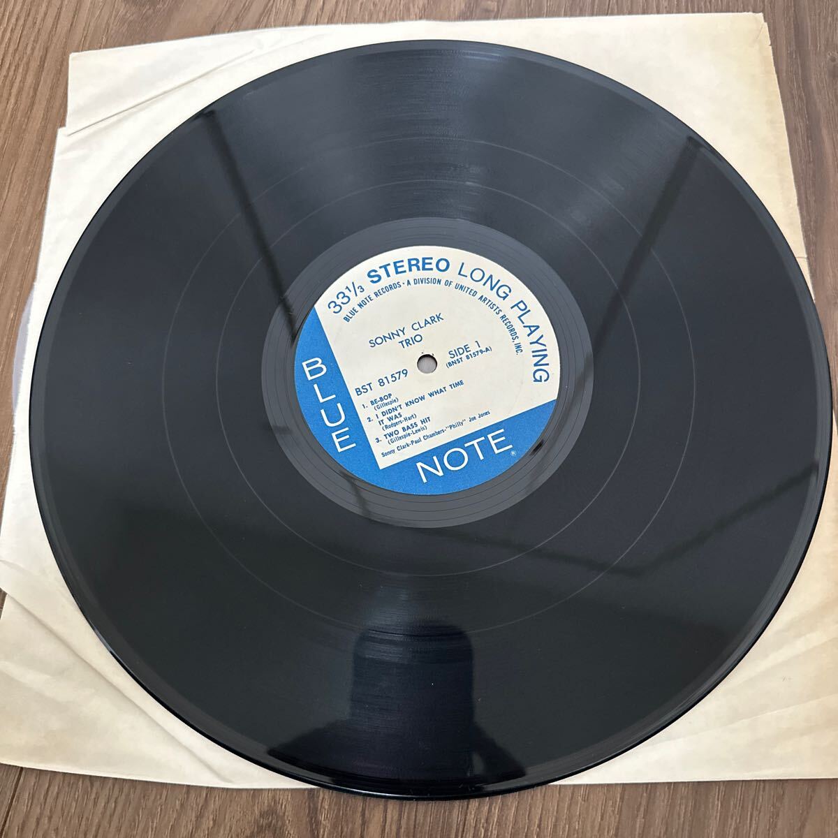 希少US盤LP!! SONNY CLARK TRIO ソニークラークトリオ PAUL CHAMBERS ポールチェンバース BST81579 レコード BLP1579 STEREO ステレオの画像3