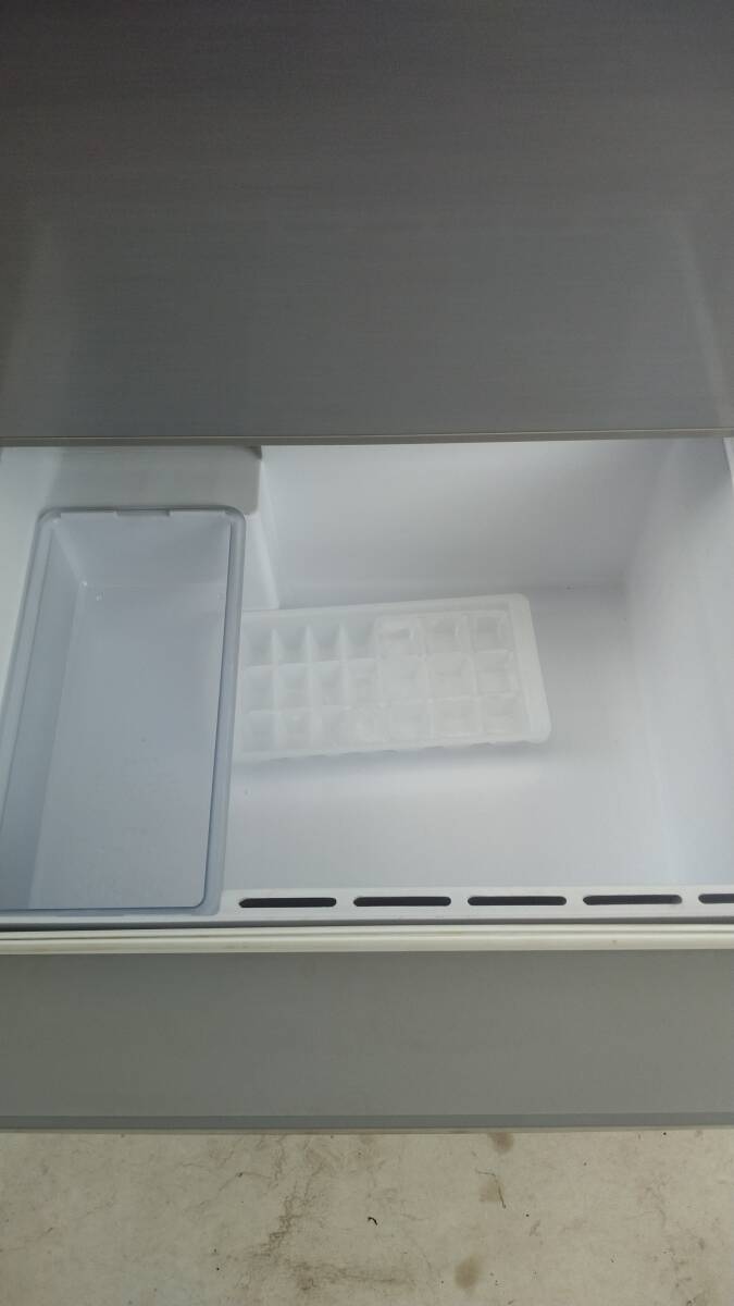 AQUA(アクア）・冷凍冷蔵庫・AQR-27G・2018年製・272L/右開き_画像4