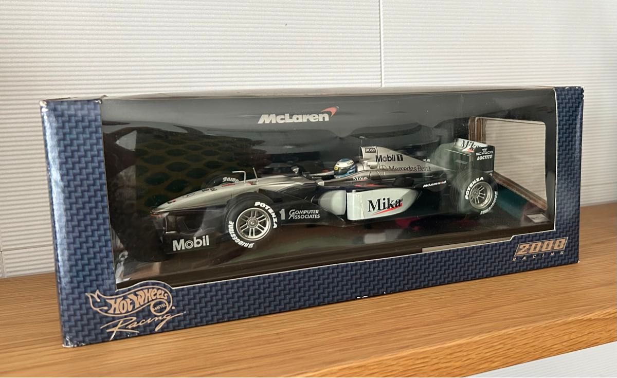 絶版・未開封◎ホットウィール　F1 ミニカー　マクラーレン・メルセデス　MP4/16 ミカ・ハッキネン　1/18