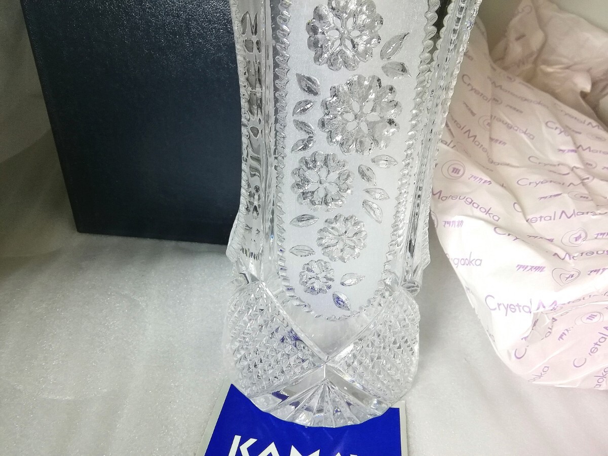 未使用☆KAMAY GALLERY　 カメイガラス 　クリスタル花瓶　 花器 花入　 ガラス花柄 　重量感のある花瓶　 MADE IN JAPAN MO-2501_画像4