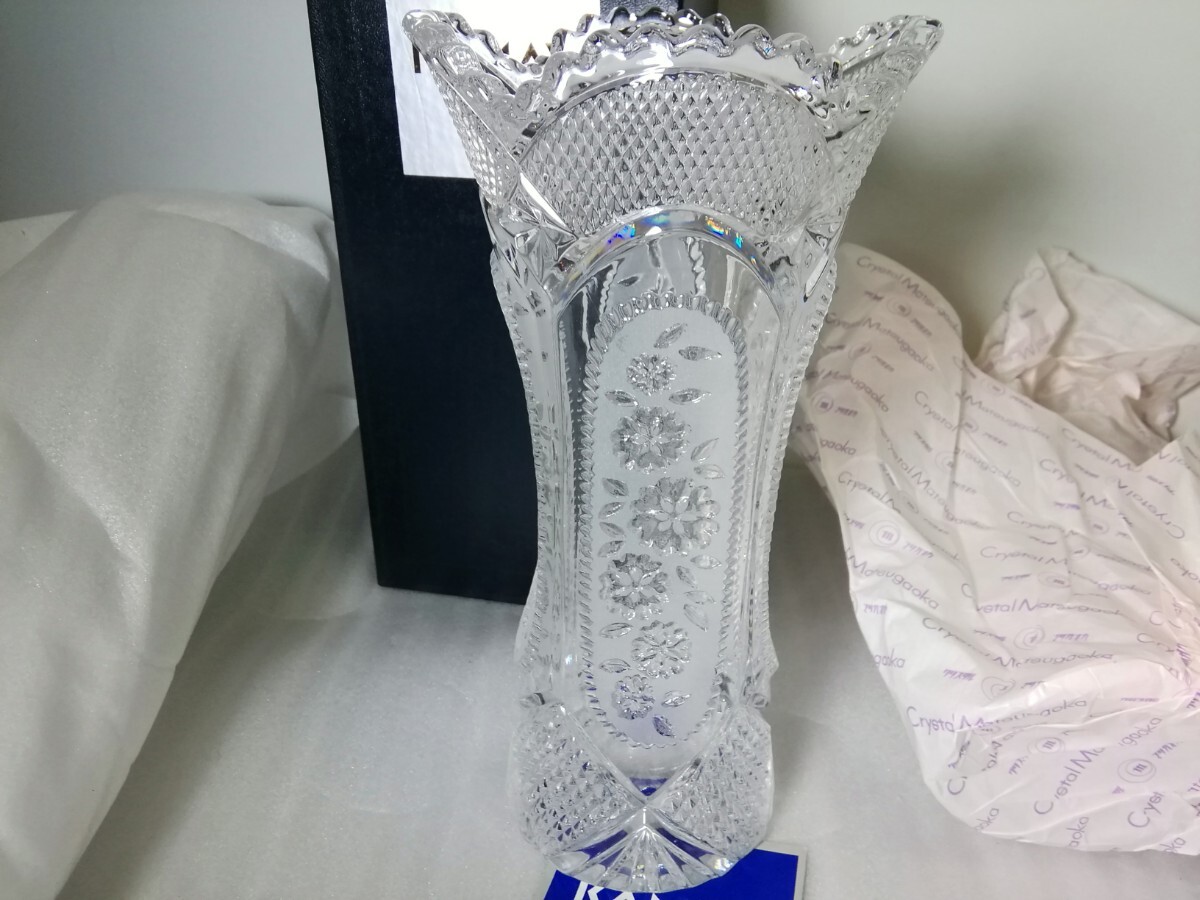 未使用☆KAMAY GALLERY　 カメイガラス 　クリスタル花瓶　 花器 花入　 ガラス花柄 　重量感のある花瓶　 MADE IN JAPAN MO-2501_画像8