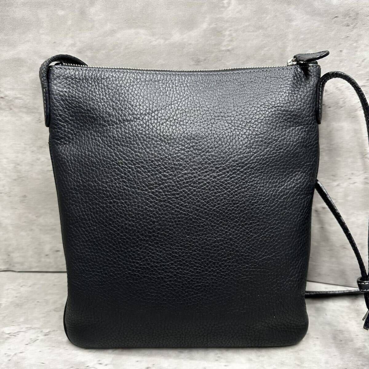 1円 ■美品■ 定価23万 ロエベ LOEWE メンズ ショルダーバッグ サコッシュ ボディ 斜め掛け ビジネス レザー 本革 フラップ 黒 ブラックの画像3