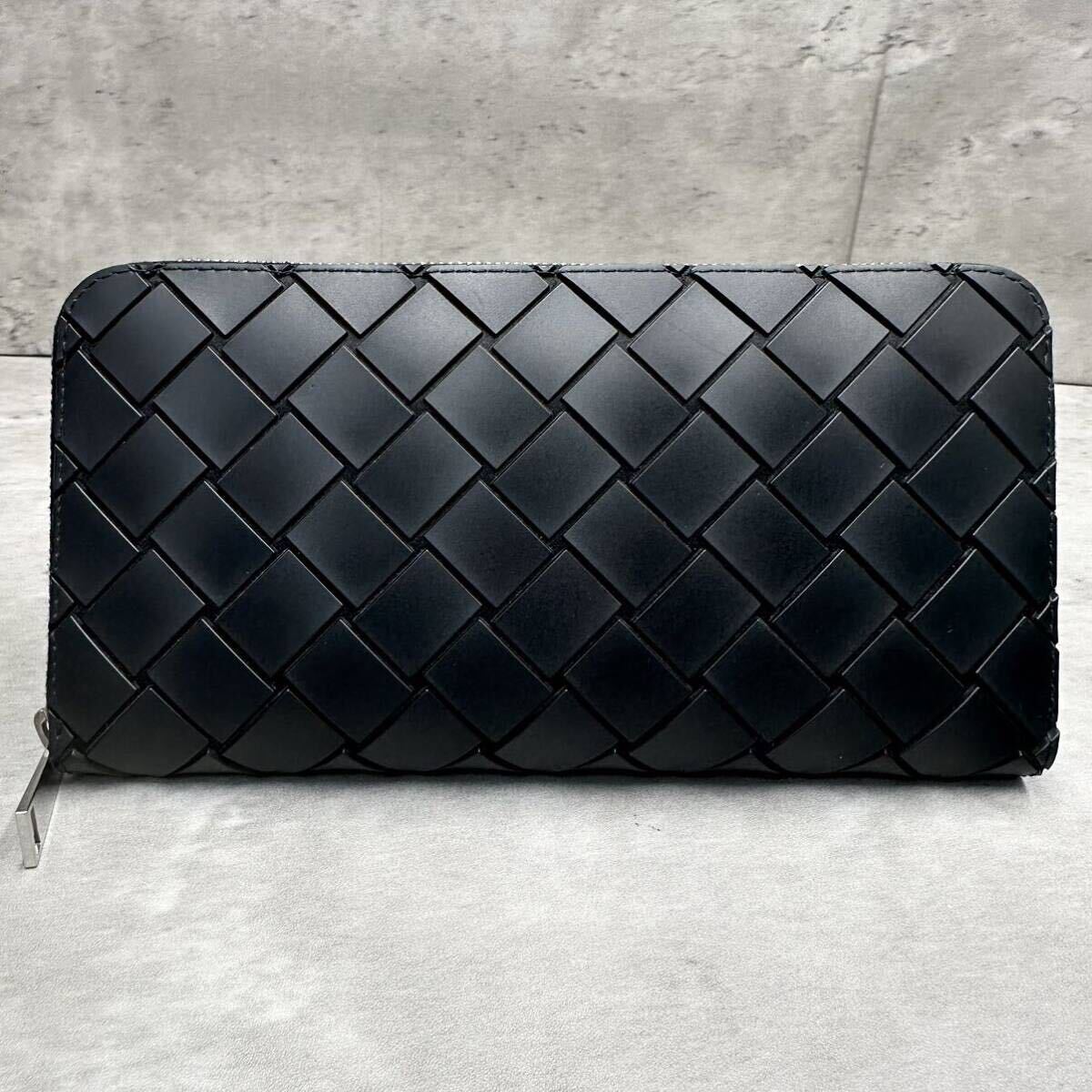 1円■未使用級/RFID搭載■ボッテガヴェネタ BOTTEGA VENETA メンズ 長財布 ラウンド マキシ ラバー イントレ ジッピー ビジネス 現行 黒_画像2