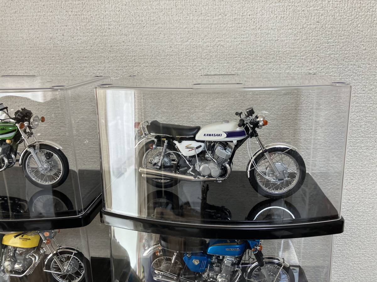 1/12スケール カワサキマッハⅢ/500ss(H1 1969年モデル 1/12スケール カワサキマッハⅢ/500ss(H1 1969年モデル