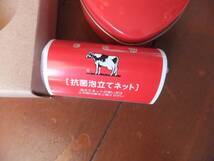 未使用品！カウブランド 赤箱 ミニハート缶の画像3