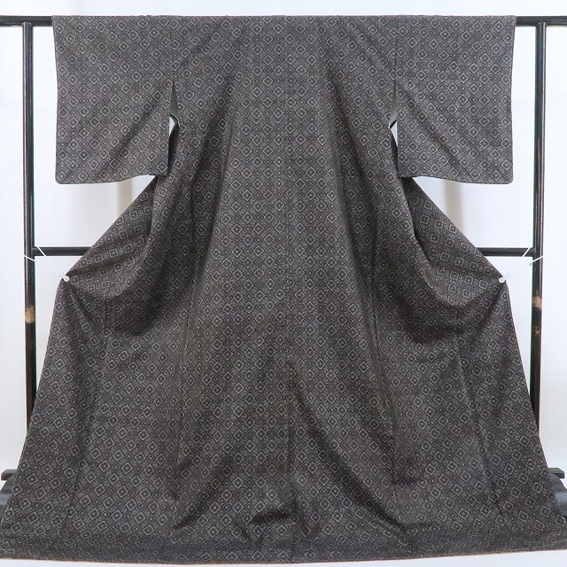 tomihisa 新品 経緯絣 一元式 7マルキ 龍郷柄 着物“ひと度纏 tomihisa 新品 経緯絣 一元式 7マルキ 龍郷柄 着物“ひと度纏
