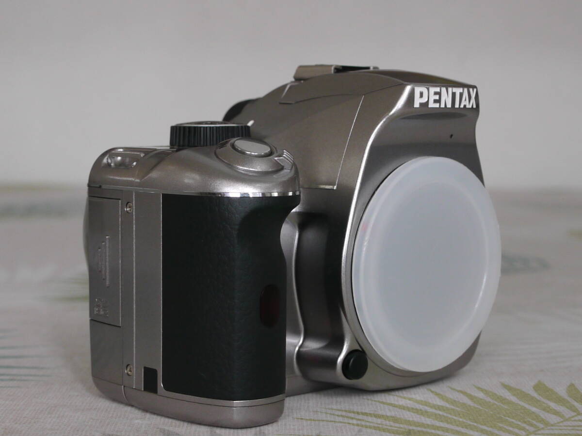 ペンタックス PENTAX K-x オーダーカラー（シルバー）の画像3