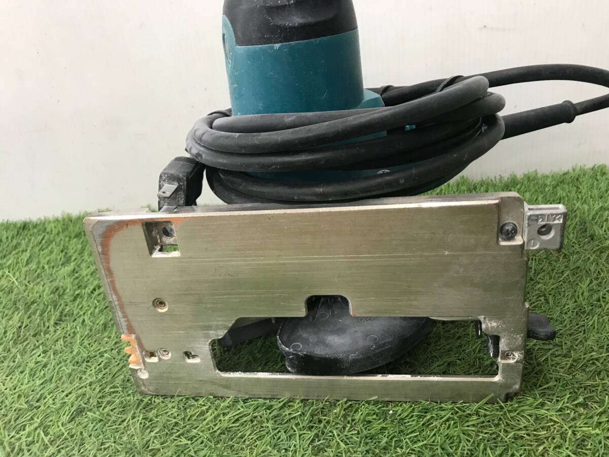 【中古品】makita(マキタ) 125㎜防じんマルノコ 集じん機接続専用 KS5000FX ITBFU7YP48TA_画像9