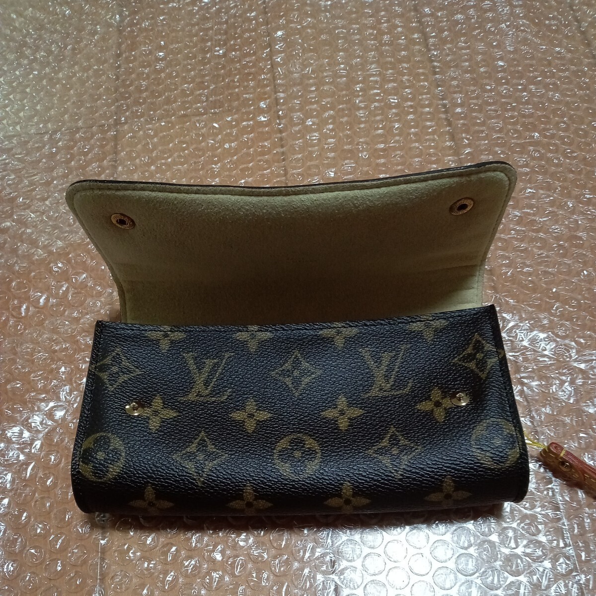 ★新品・未使用★LOUIS VUITTON ルイヴィトン モノグラム PSP ケース ケース レア コレクション用_画像2