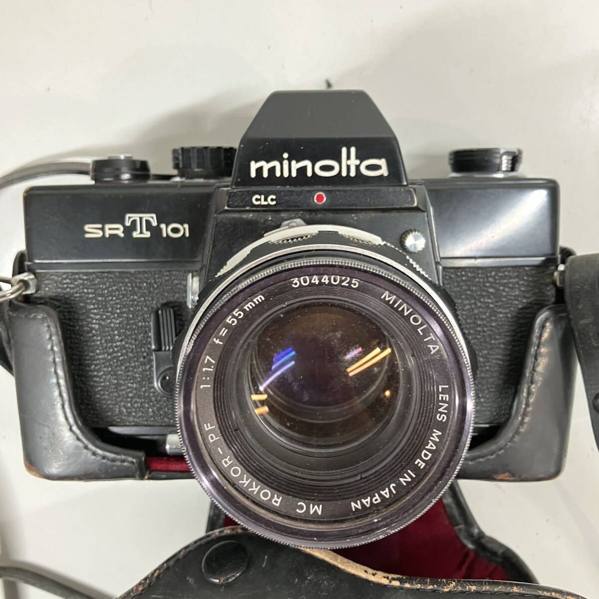 1円〜 3T MINOLTA ミノルタ　フィルム一眼レフカメラ SRT101 2321304 動作未確認 フィルムカメラ ズームレンズ 80mm-200mm 三脚付き_画像2