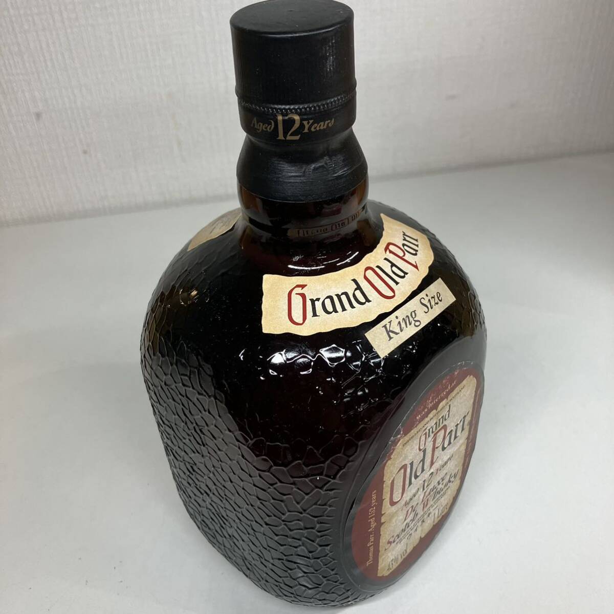 1円〜 3T 未開封 グランドオールドパー スコッチウイスキー モルトグレーン Grand Old Parr 12年 容量1000ml アルコール43% キングサイズ_画像4