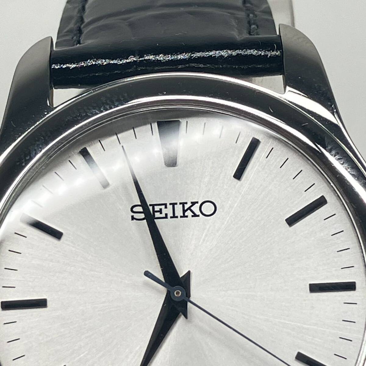 1円〜 3T SEIKO セイコー 7N01-0DE0 350114 クォーツ QUAUTZ腕時計 動作未確認 水耐性 シルバー文字盤 皮ベルト 箱付きの画像3