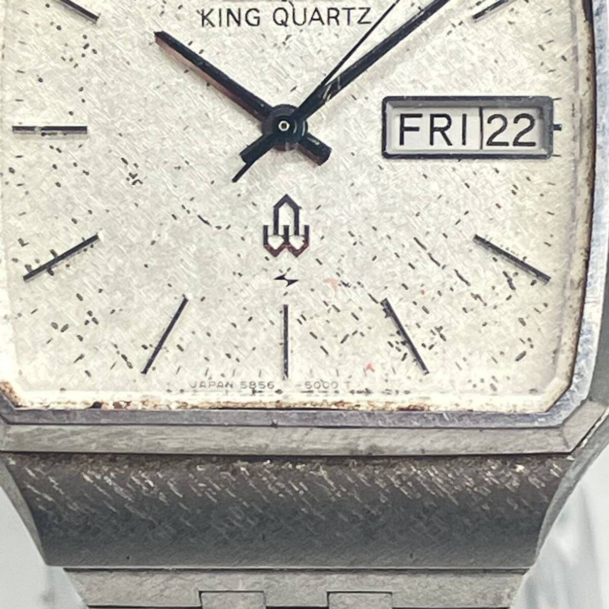 1円〜 4T SEIKO KING QUARTZ セイコー キングクォーツ 腕時計 5856-5000 741253 水耐性 クオーツ QUARTZ 動作未確認 スクエア デイデイト_画像4