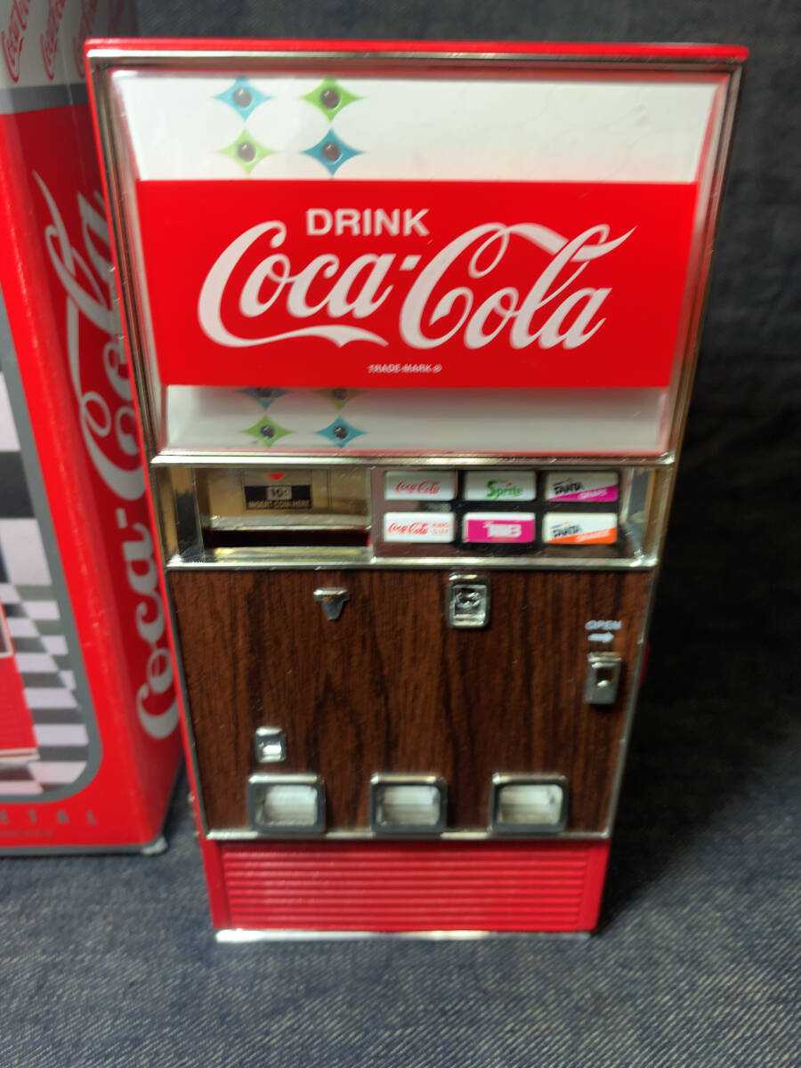 ★レア　絶版　コカ・コーラ　自販機型貯金箱　ベンディングマシン　コインバンク_画像2