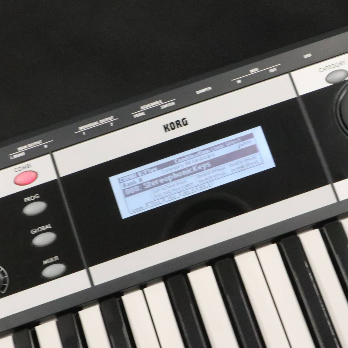 ★KORG コルグ X50-61 61鍵盤 Music Synthesizer/シンセサイザー ソフトケース付_画像2