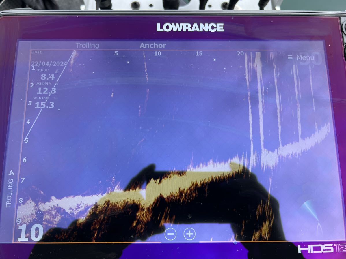 付属品完備 lowrance アクティブターゲット ローランス active target 美品 HDS live pro carbon の画像6