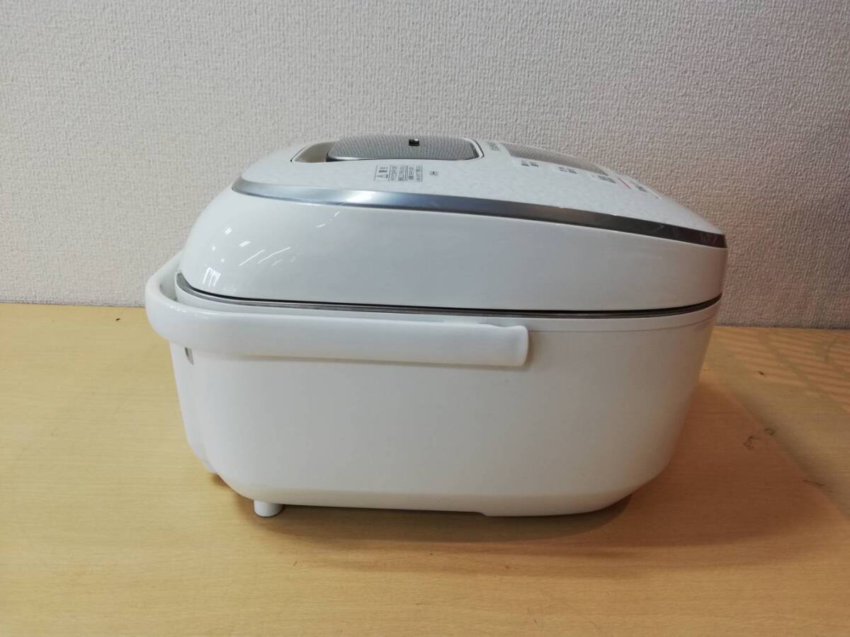 【て20】SR-HX108 Panasonic パナソニック IH 炊飯器 炊飯ジャー 2019年製 通電確認済み 動作品_画像4