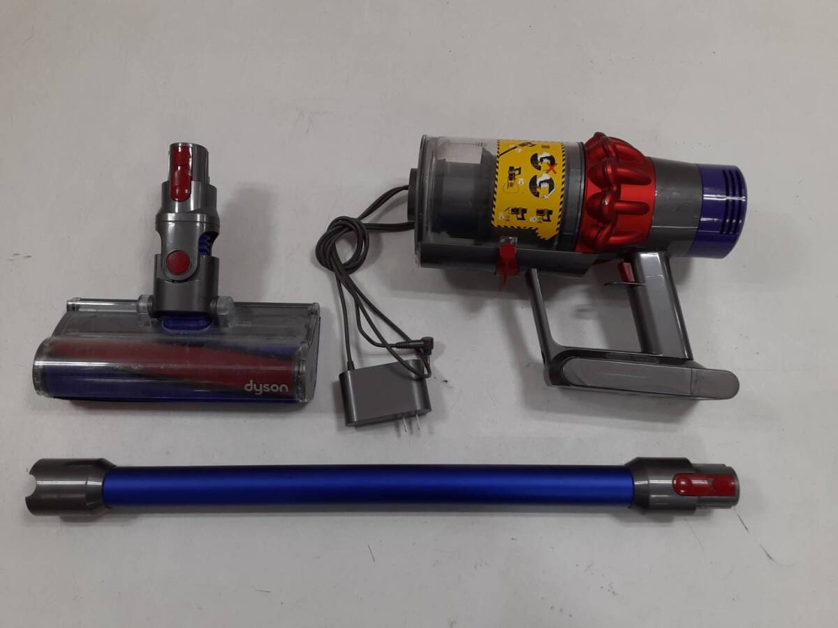 【と3】SV12 dyson ダイソン 掃除機 動作品 コードレスクリーナー の画像1