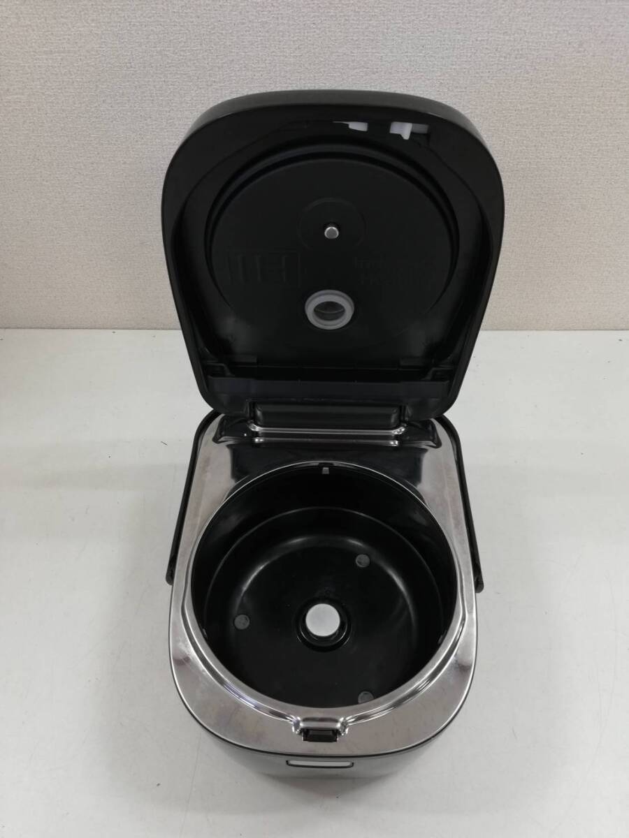 【た49】SR-HB109 Panasonic パナソニック IH 炊飯器 炊飯ジャー 5.5合炊き 2020年製 通電確認済み 動作品の画像5