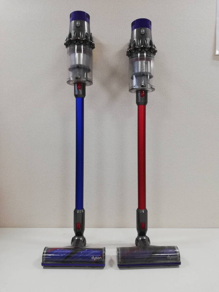 【つ5】ジャンク SV12 SV12 2台 dyson ダイソン 掃除機 コードレスクリーナー まとめ売りの画像2