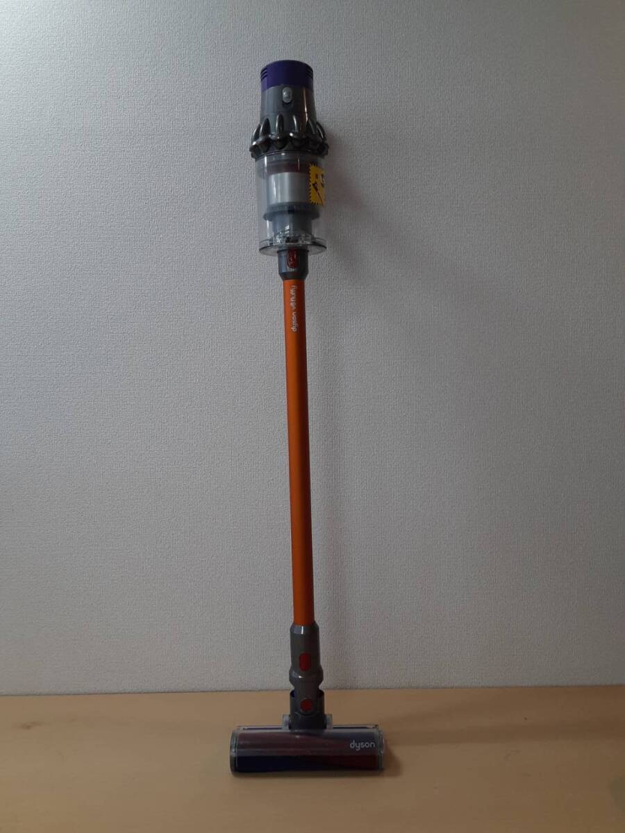 【つ96】SV12 dyson ダイソン 掃除機 動作品 コードレスクリーナー _画像2